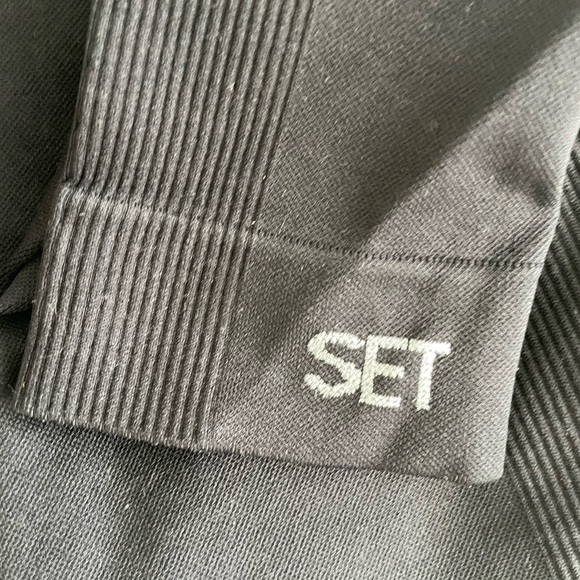 SET Active Sculptflex Leggings - As Seen on Kylie Jenner - Picture 5 of 5